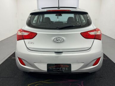 HYUNDAI I30 1.8 2015 - Ampére Multimarcas - Veículos usados e semi novos à venda em Curitiba/PR