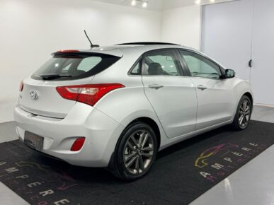 HYUNDAI I30 1.8 2015 - Ampére Multimarcas - Veículos usados e semi novos à venda em Curitiba/PR