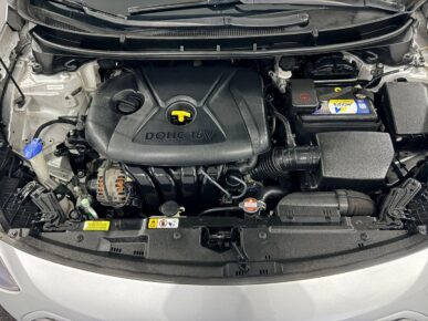 HYUNDAI I30 1.8 2015 - Ampére Multimarcas - Veículos usados e semi novos à venda em Curitiba/PR