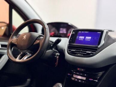 PEUGEOT 208 ACTIVE PACK 2016 - Ampére Multimarcas - Veículos usados e semi novos à venda em Curitiba/PR