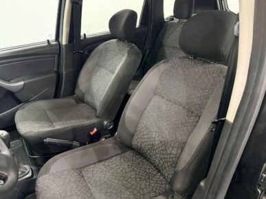 RENAULT DUSTER 16 4X2 2014 - Ampére Multimarcas - Veículos usados e semi novos à venda em Curitiba/PR