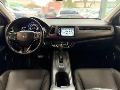 HONDA HR-V TOURING 2018 - Ampére Multimarcas - Veículos usados e semi novos à venda em Curitiba/PR