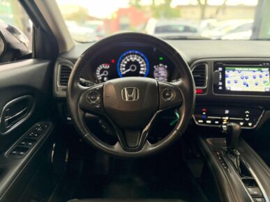 HONDA HR-V TOURING 2018 - Ampére Multimarcas - Veículos usados e semi novos à venda em Curitiba/PR