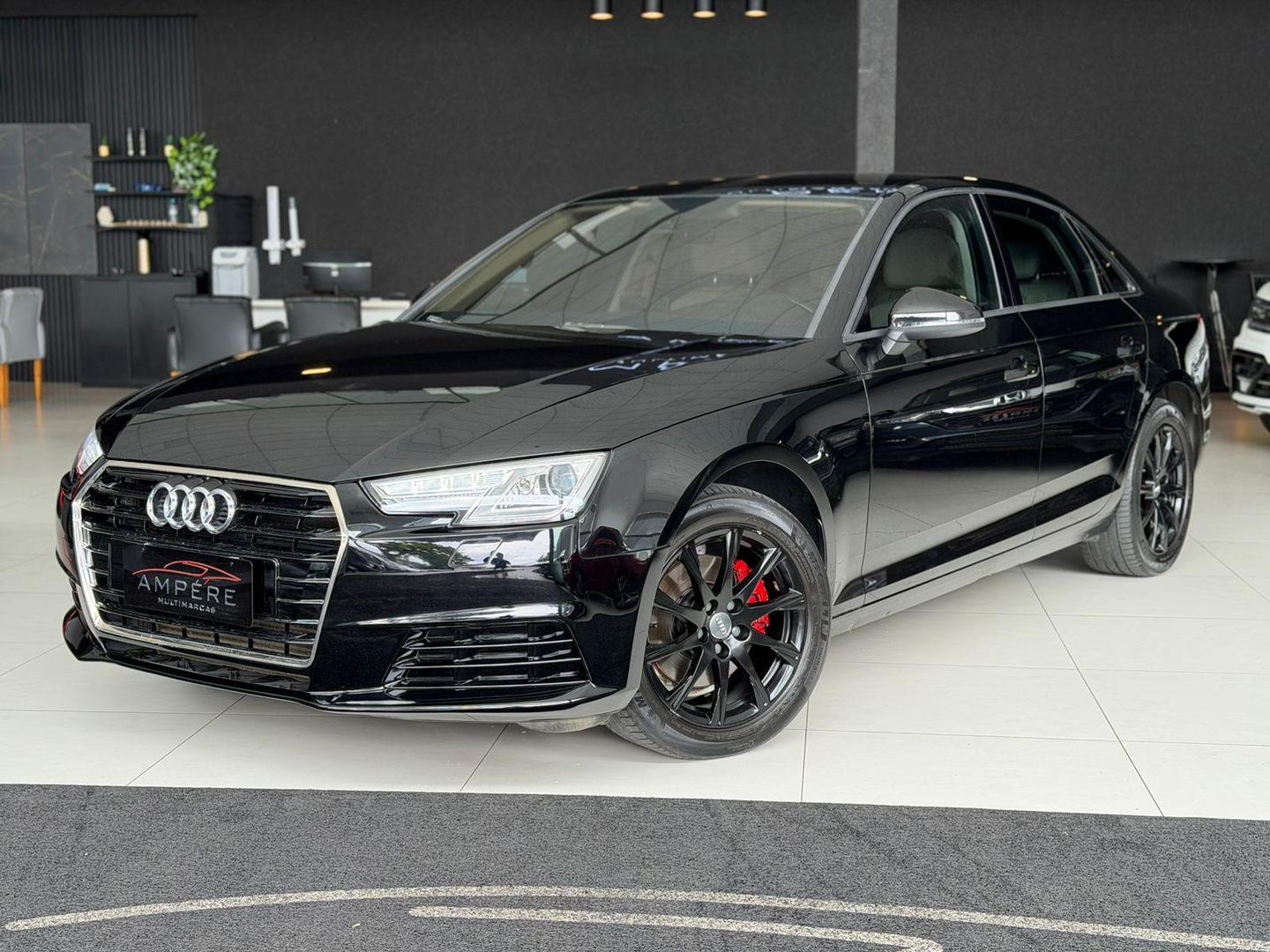 AUDI A4 2.0TFSI 2017 - Ampére Multimarcas - Veículos usados e semi novos à venda em Curitiba/PR