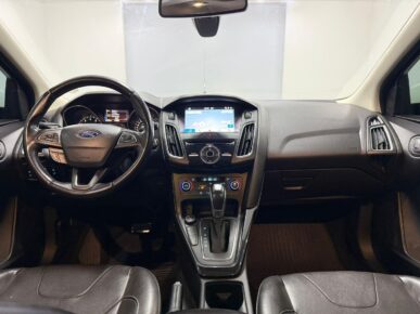 FORD FOCUS TI AT 2.0SC 2019 - Ampére Multimarcas - Veículos usados e semi novos à venda em Curitiba/PR