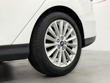 FORD FOCUS TI AT 2.0SC 2019 - Ampére Multimarcas - Veículos usados e semi novos à venda em Curitiba/PR