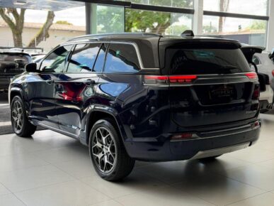 JEEP COMMANDER OVR T270 2022 - Ampére Multimarcas - Veículos usados e semi novos à venda em Curitiba/PR