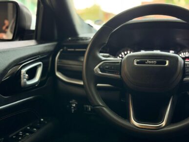 JEEP COMPASS LONG TF 2022 - Ampére Multimarcas - Veículos usados e semi novos à venda em Curitiba/PR