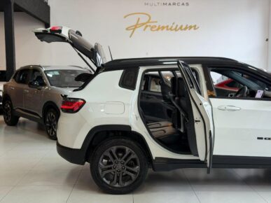 JEEP COMPASS LONG TF 2022 - Ampére Multimarcas - Veículos usados e semi novos à venda em Curitiba/PR