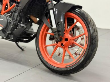 KTM 390 DUKE 2022 - Ampére Multimarcas - Veículos usados e semi novos à venda em Curitiba/PR