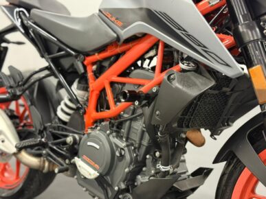 KTM 390 DUKE 2022 - Ampére Multimarcas - Veículos usados e semi novos à venda em Curitiba/PR
