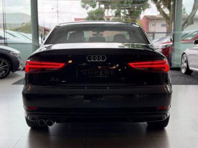 AUDI AUDA3 LM 150CV 2019 - Ampére Multimarcas - Veículos usados e semi novos à venda em Curitiba/PR