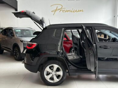 JEEP COMPASS SPORT F 2018 - Ampére Multimarcas - Veículos usados e semi novos à venda em Curitiba/PR