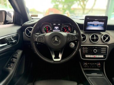 MERCEDES-BENZ GLA200FF 2019 - Ampére Multimarcas - Veículos usados e semi novos à venda em Curitiba/PR
