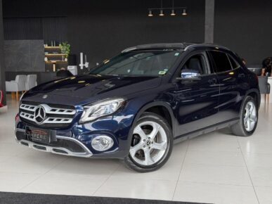 MERCEDES-BENZ GLA200FF 2019 - Ampére Multimarcas - Veículos usados e semi novos à venda em Curitiba/PR