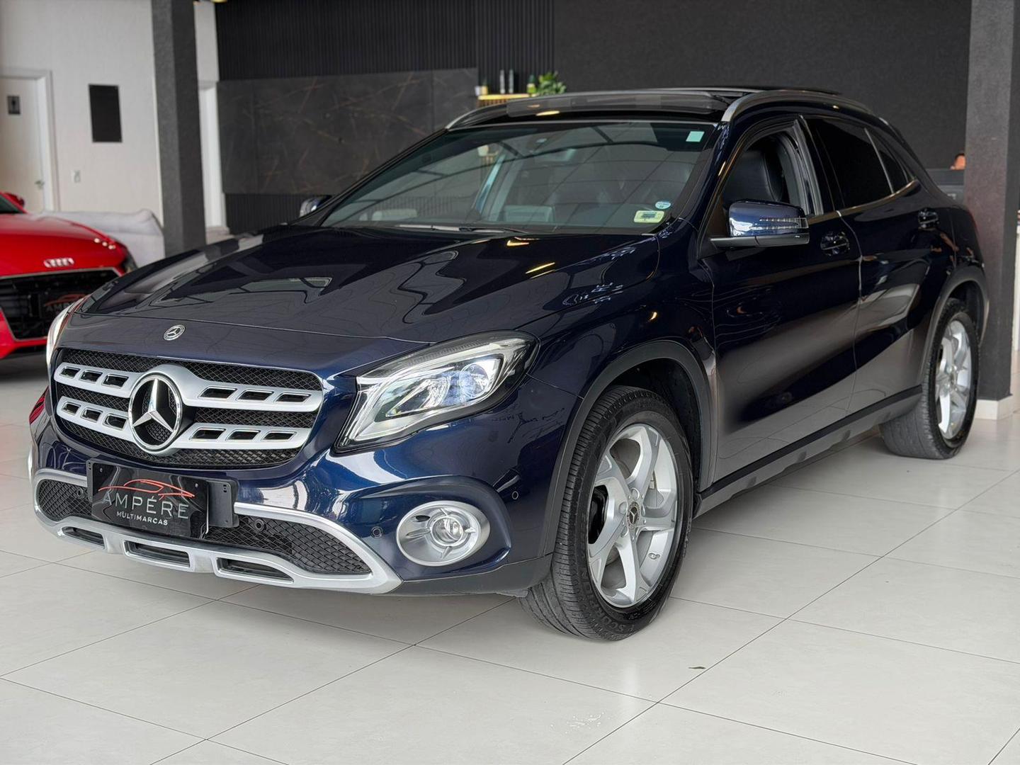 MERCEDES-BENZ GLA200FF 2019 - Ampére Multimarcas - Veículos usados e semi novos à venda em Curitiba/PR
