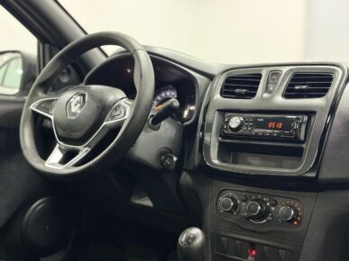 RENAULT LOGAN LIFE10MT 2020 - Ampére Multimarcas - Veículos usados e semi novos à venda em Curitiba/PR