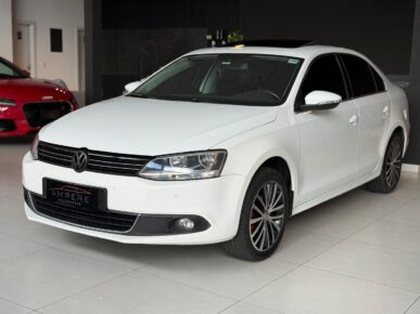 VOLKSWAGEN JETTA 2.0T 2014 - Ampére Multimarcas - Veículos usados e semi novos à venda em Curitiba/PR