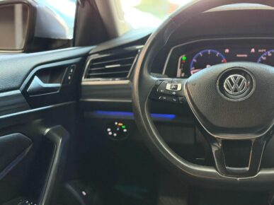 VOLKSWAGEN JETTA CL AF 2020 - Ampére Multimarcas - Veículos usados e semi novos à venda em Curitiba/PR
