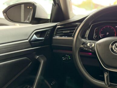 VOLKSWAGEN JETTA CL AF 2020 - Ampére Multimarcas - Veículos usados e semi novos à venda em Curitiba/PR