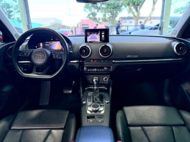 AUDI AUDA3 LM 220CV 2020 - Ampére Multimarcas - Veículos usados e semi novos à venda em Curitiba/PR