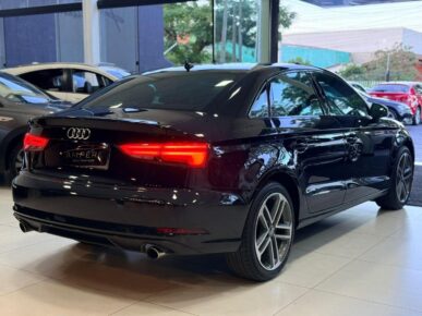 AUDI AUDA3 LM 220CV 2020 - Ampére Multimarcas - Veículos usados e semi novos à venda em Curitiba/PR
