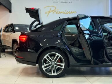 AUDI AUDA3 LM 220CV 2020 - Ampére Multimarcas - Veículos usados e semi novos à venda em Curitiba/PR