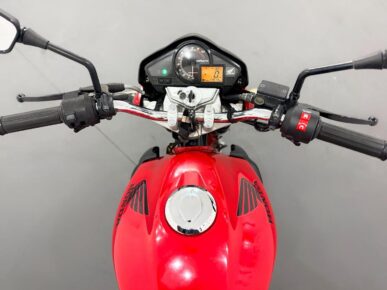 HONDA CB 300R 2012 - Ampére Multimarcas - Veículos usados e semi novos à venda em Curitiba/PR