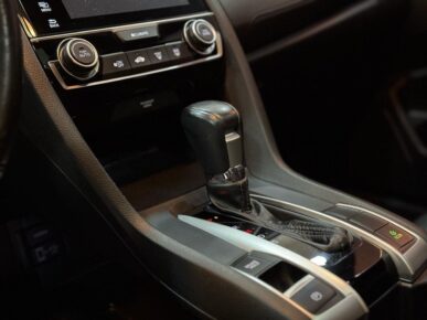 HONDA CIVIC TOURING CVT 2017 - Ampére Multimarcas - Veículos usados e semi novos à venda em Curitiba/PR