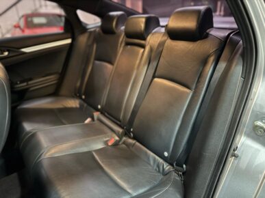 HONDA CIVIC TOURING CVT 2017 - Ampére Multimarcas - Veículos usados e semi novos à venda em Curitiba/PR