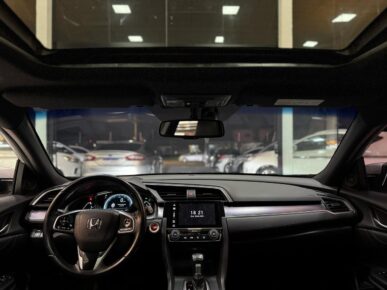 HONDA CIVIC TOURING CVT 2017 - Ampére Multimarcas - Veículos usados e semi novos à venda em Curitiba/PR