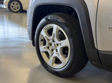 JEEP RENEGADE SPT T270 2023 - Ampére Multimarcas - Veículos usados e semi novos à venda em Curitiba/PR