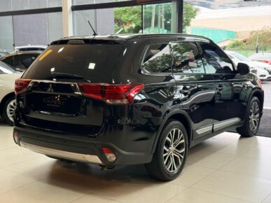 MITSUBISHI MMC OUTLANDER 2.0 2016 - Ampére Multimarcas - Veículos usados e semi novos à venda em Curitiba/PR