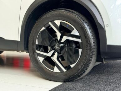 PEUGEOT 2008 GT T200 2025 - Ampére Multimarcas - Veículos usados e semi novos à venda em Curitiba/PR