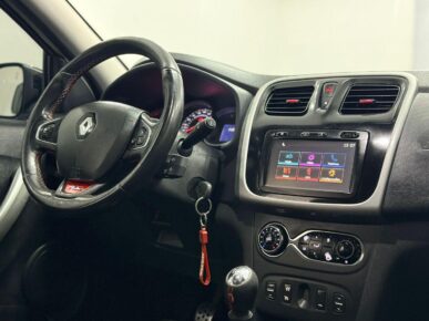 RENAULT SANDERO 20 RS 2016 - Ampére Multimarcas - Veículos usados e semi novos à venda em Curitiba/PR