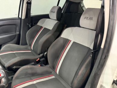 RENAULT SANDERO 20 RS 2016 - Ampére Multimarcas - Veículos usados e semi novos à venda em Curitiba/PR