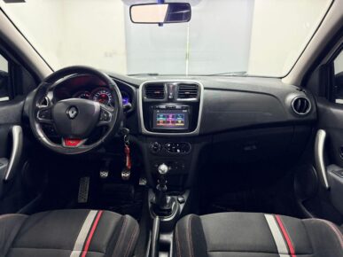 RENAULT SANDERO 20 RS 2016 - Ampére Multimarcas - Veículos usados e semi novos à venda em Curitiba/PR