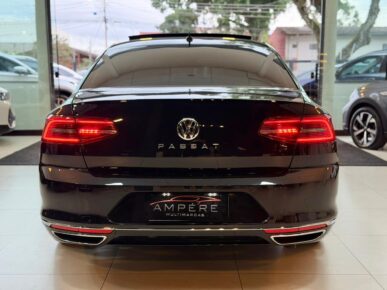 VOLKSWAGEN PASSAT HL TSI AA 2018 - Ampére Multimarcas - Veículos usados e semi novos à venda em Curitiba/PR