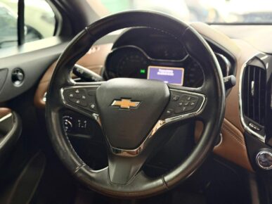 CHEVROLET CRUZE PRE HB AT 2020 - Ampére Multimarcas - Veículos usados e semi novos à venda em Curitiba/PR