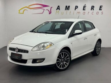 FIAT BRAVO ABSOLUTE 1.8 2012 - Ampére Multimarcas - Veículos usados e semi novos à venda em Curitiba/PR