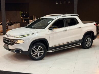 FIAT TORO VOLCANO 2.4 16V FLEX AUT 2019 - Ampére Multimarcas - Veículos usados e semi novos à venda em Curitiba/PR