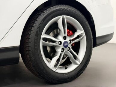 FORD FOCUS SE AT 2.0T 2015 - Ampére Multimarcas - Veículos usados e semi novos à venda em Curitiba/PR