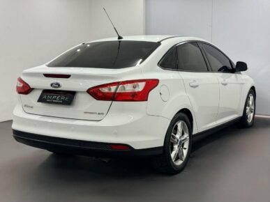 FORD FOCUS SE AT 2.0T 2015 - Ampére Multimarcas - Veículos usados e semi novos à venda em Curitiba/PR