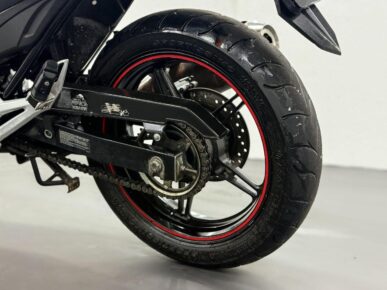 HONDA CB 300R 2012 - Ampére Multimarcas - Veículos usados e semi novos à venda em Curitiba/PR