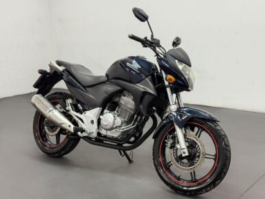 HONDA CB 300R 2012 - Ampére Multimarcas - Veículos usados e semi novos à venda em Curitiba/PR