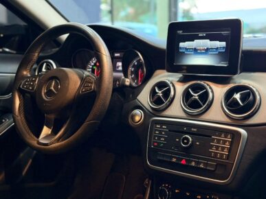 MERCEDES-BENZ GLA200FF 2017 - Ampére Multimarcas - Veículos usados e semi novos à venda em Curitiba/PR