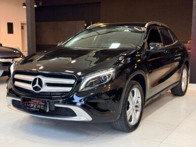 MERCEDES-BENZ GLA200FF 2017 - Ampére Multimarcas - Veículos usados e semi novos à venda em Curitiba/PR