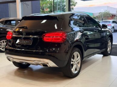 MERCEDES-BENZ GLA200FF 2017 - Ampére Multimarcas - Veículos usados e semi novos à venda em Curitiba/PR