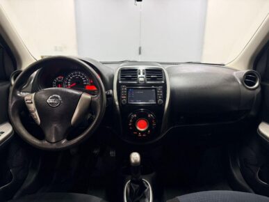 NISSAN MARCH 16SL 2015 - Ampére Multimarcas - Veículos usados e semi novos à venda em Curitiba/PR
