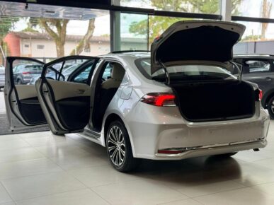 TOYOTA COROLLA APREMIUMH 2022 - Ampére Multimarcas - Veículos usados e semi novos à venda em Curitiba/PR
